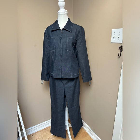 Vintage Sport Collection Blazer suit set - Picture 1 of 10